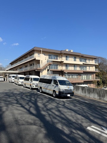 医療法人社団佑樹会　介護老人保健施設　ひまわりの里 建物全景