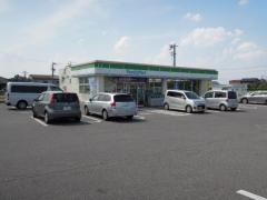 ファミリーマート　岡山浦安店