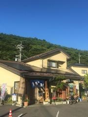 とよ万味処