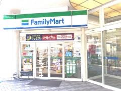 ファミリーマート　福井県庁前店