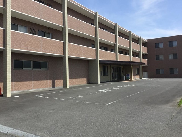 ベストライフ本厚木 施設外観