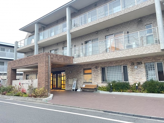 SOMPOケア ラヴィーレ調布 施設外観