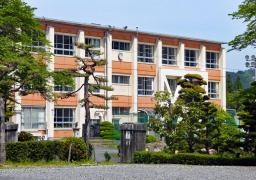 揖斐川町立谷汲中学校