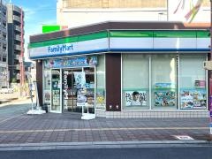 ファミリーマート　真清田神社前店