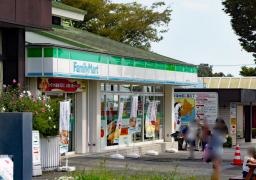 ファミリーマート 牧之原SA店