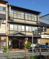 春日屋旅館