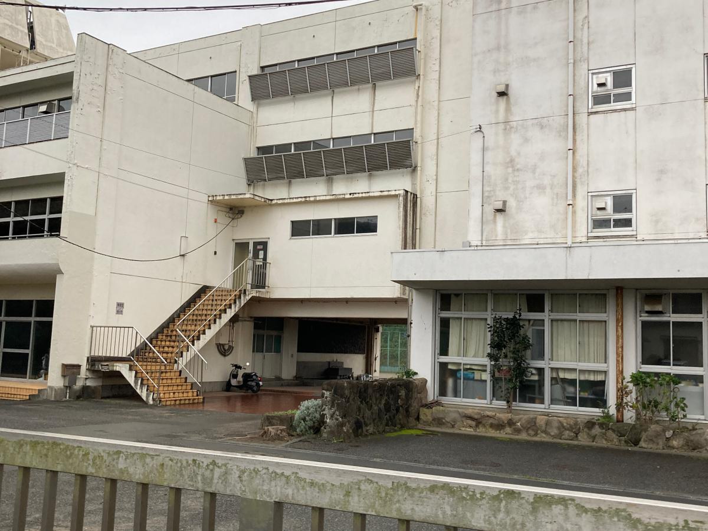 深沢 中学校 鎌倉
