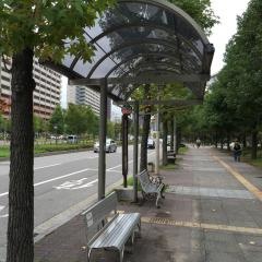 「脇の浜住宅中央」バス停留所