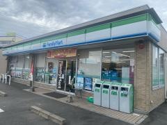 ファミリーマート　木曽岬町店