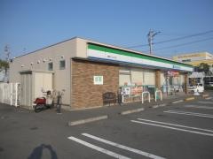ファミリーマート　徳島マリンピア店