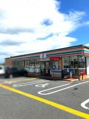 セブンイレブン　天理庵治町店