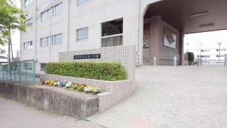 名張小学校