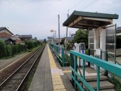 東新津駅