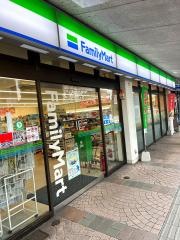 ファミリーマート　ＪＲ二日市駅店