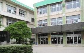 村上小学校