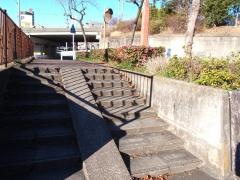 稲生街園