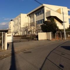 八千代市立東高津中学校