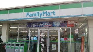 ファミリーマート　鈴鹿インター西店