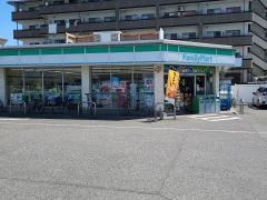 ファミリーマート　泉大津穴田店