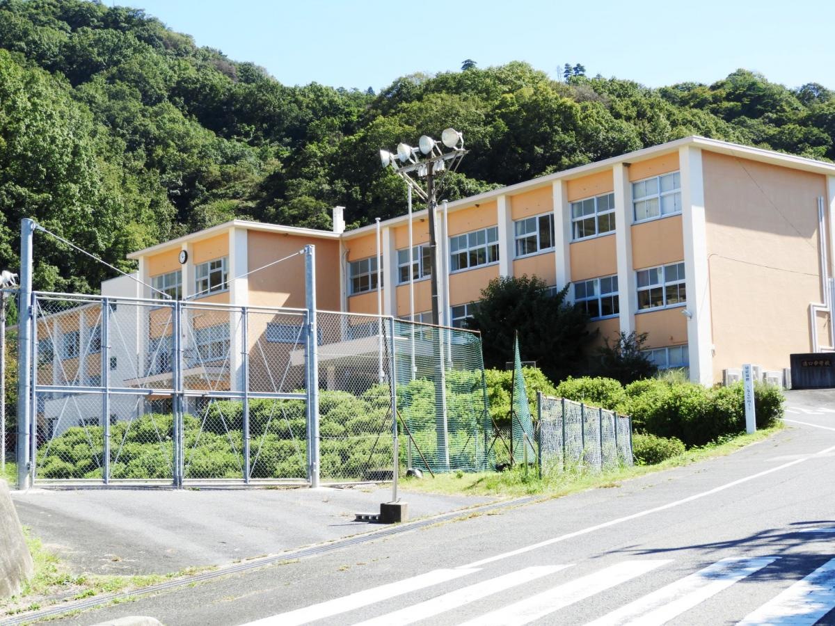 溝口中学校