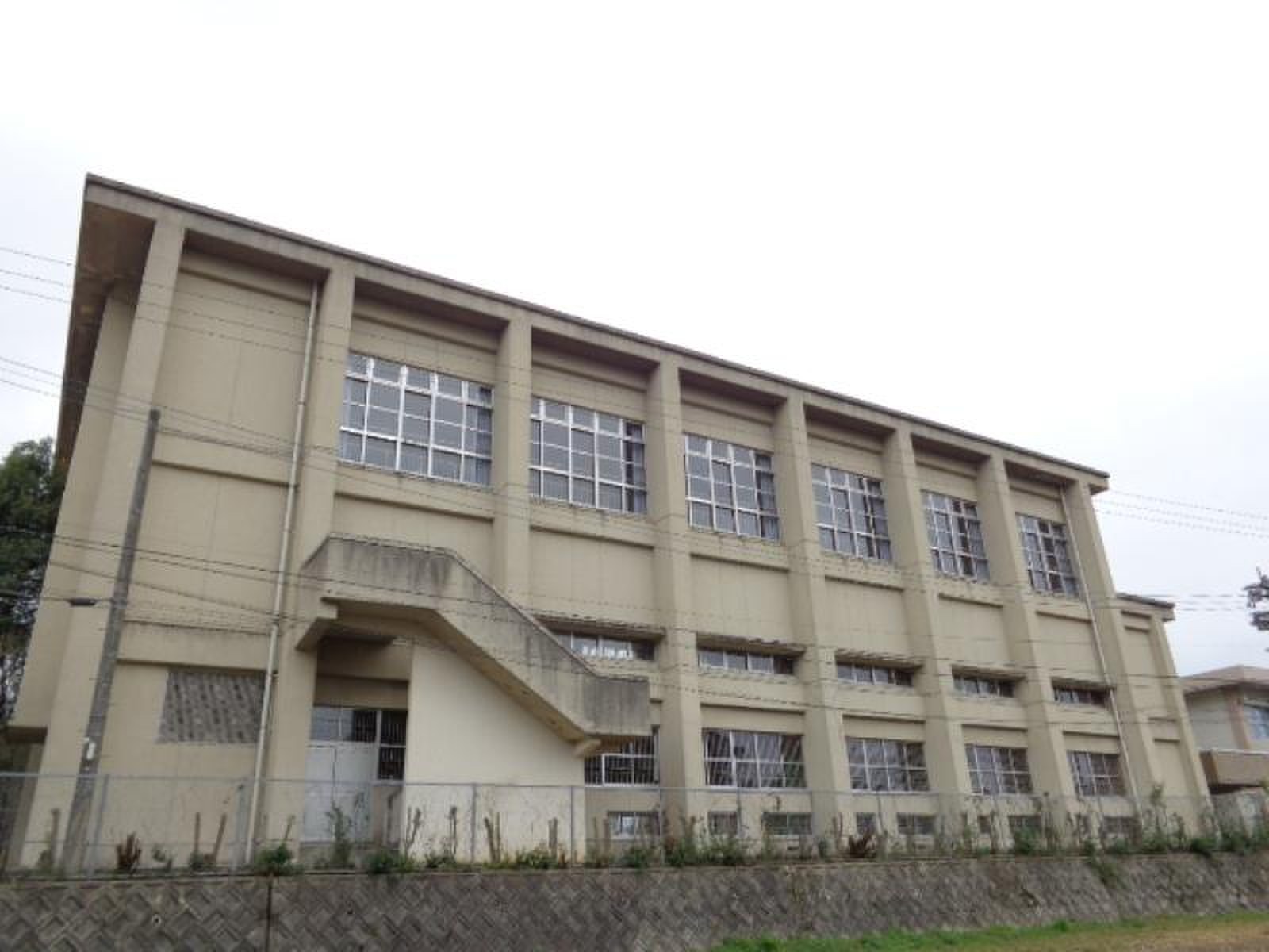 大野城 市立 御陵 中学校