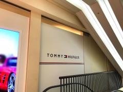 トミー　ヒルフィガー　クイーンズイースト店