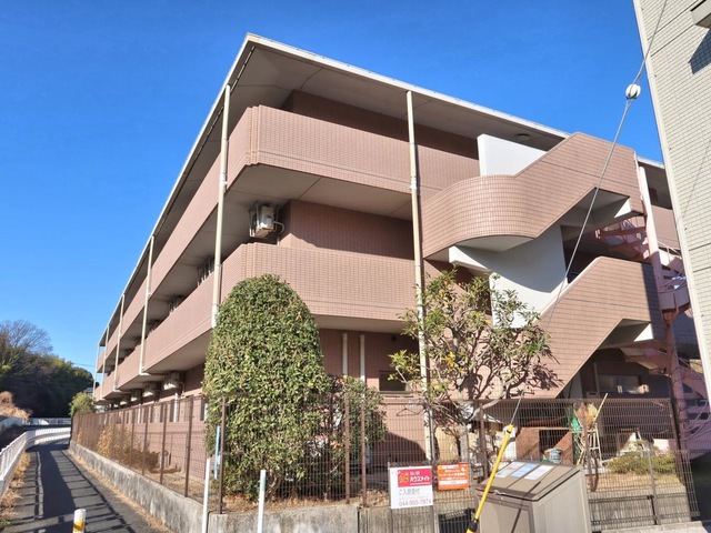 ニチイホーム 柿生 施設外観