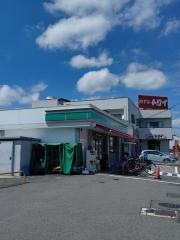 ローソンストア100　中新町店
