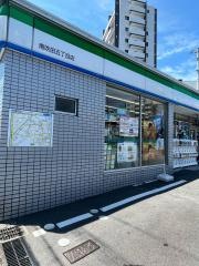 ファミリーマート　南吹田五丁目店