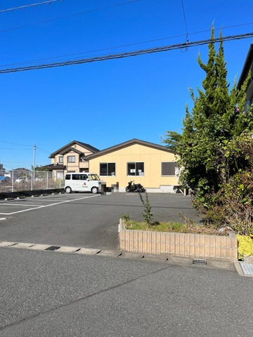 時の村18号館 建物全景
