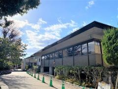 山形市立図書館