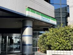 ファミリーマート　青海フロンティア店