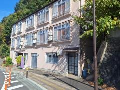 温泉民宿山新