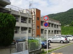 石切東小学校