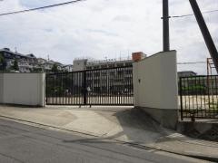 石切東小学校
