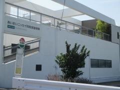 「本郷町」バス停留所