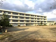 大村小学校