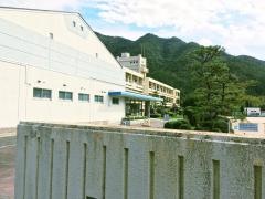 高平小学校