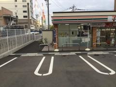 セブンイレブン　福岡港３丁目店