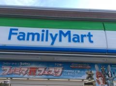 ファミリーマート　わかば本郷町店