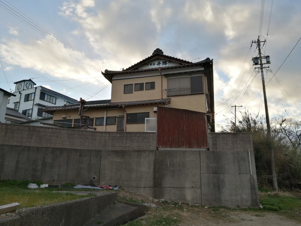 日間賀島字小谷にあります舟路