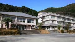 南島東小学校