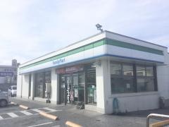 ファミリーマート　石川東恩納店