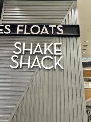 Ｓｈａｋｅ　Ｓｈａｃｋ　大丸心斎橋店
