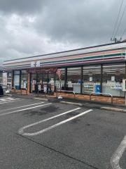 セブンイレブン　小倉下石田1丁目店