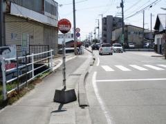 「沖野四丁目」バス停留所