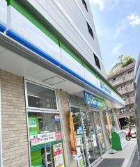ファミリーマート　八事弥生が岡店