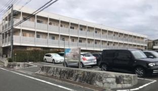 サービス付き高齢者向け住宅　フルール長尾