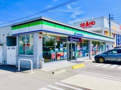 ファミリーマート　高松元山町店