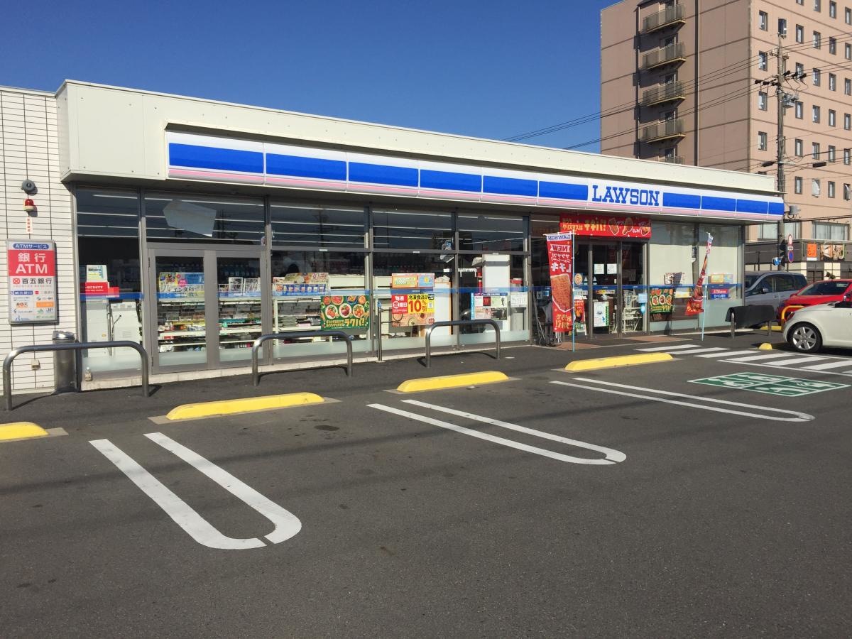 ローソン　鈴鹿白子四丁目店